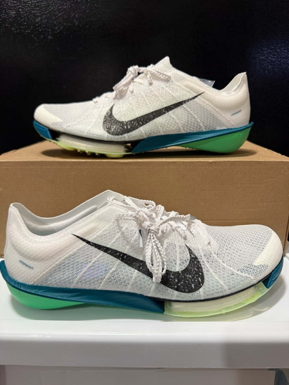 Nike Air Zoom Victory 2 White Track Field Distance Spikes Mens 8.5 FD8411-100